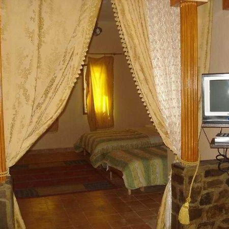 Auberge Kasbah Meteorites Alnif Bagian luar foto